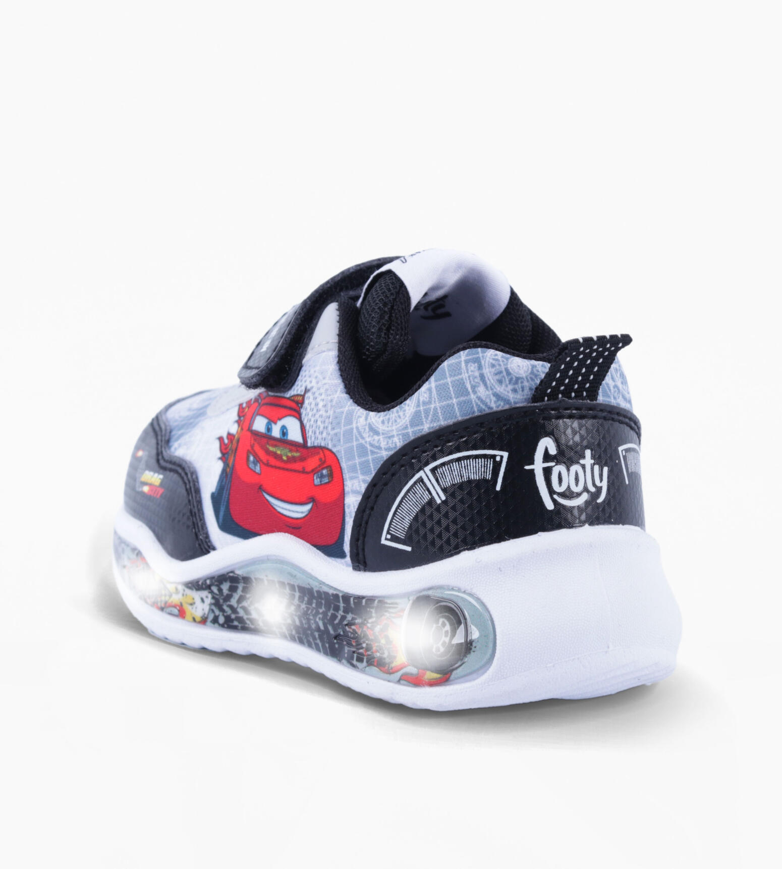 CARS3543_3.jpg