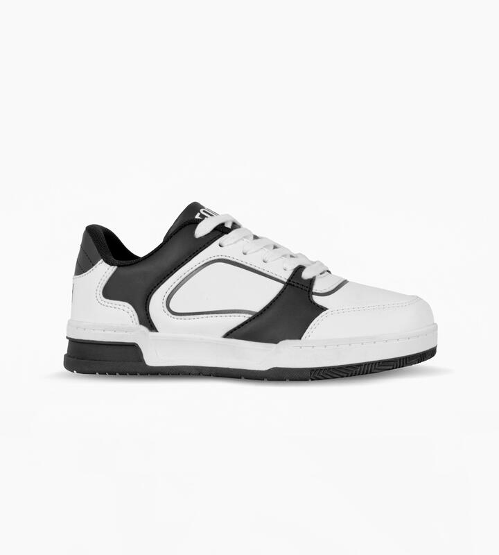 KICKS GINZA 